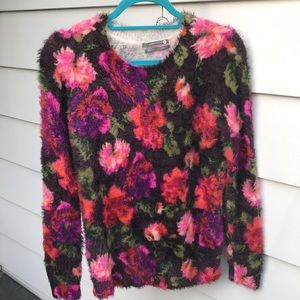 ♥️ Anthropologie soft fuzzy floral sweater xs